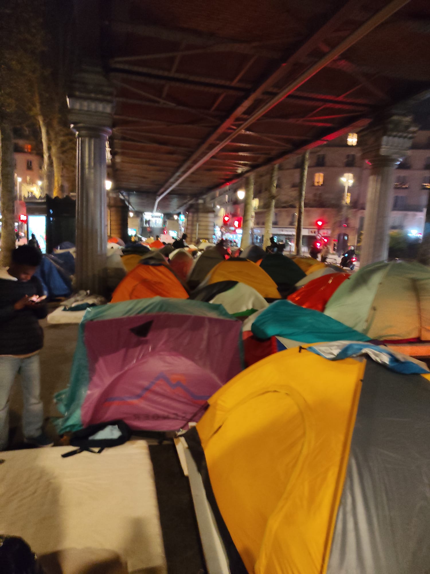 Éducation et sensibilisation
